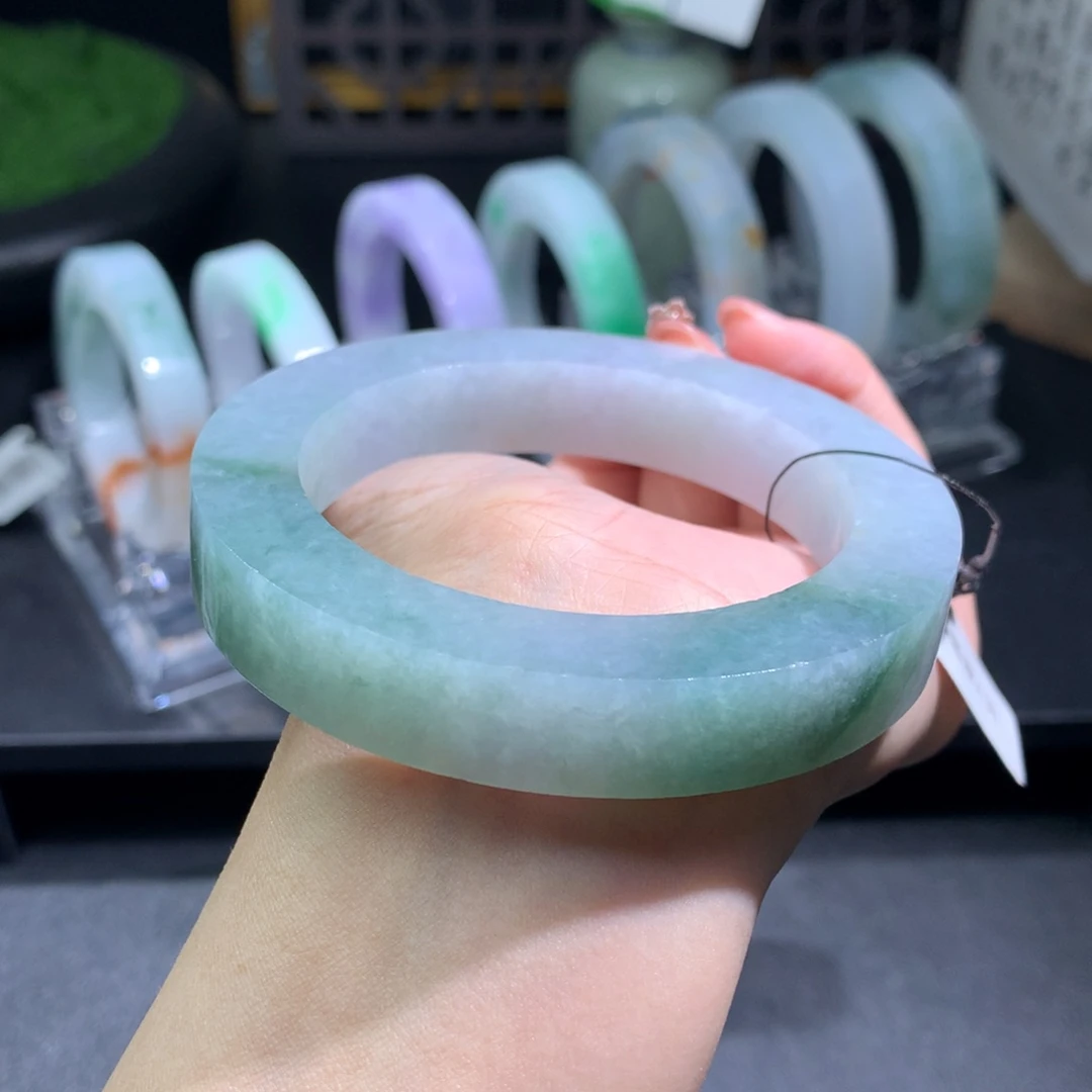 定制翡翠A货缅甸翡翠手镯未镶嵌