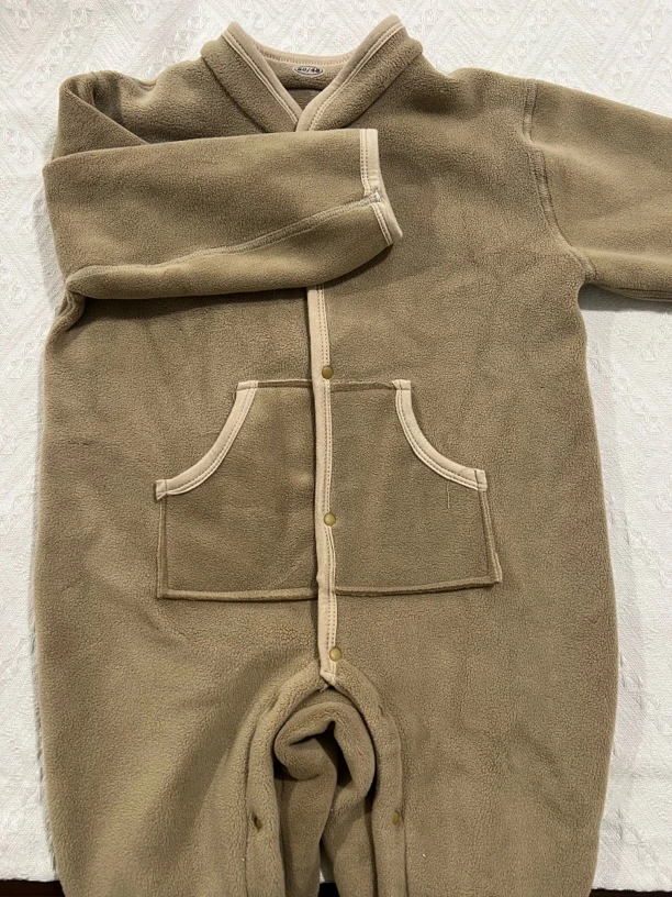 新款奥粒绒连体外出服