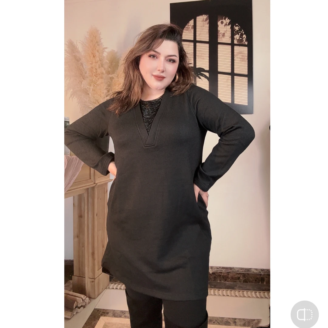 8803秋冬新款重工钉珠长袖女洋气设计感百搭减龄显瘦中长款连衣裙