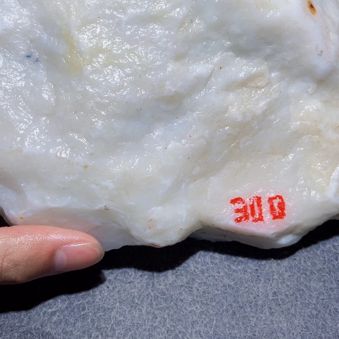 和田玉未镶嵌珠宝奇石