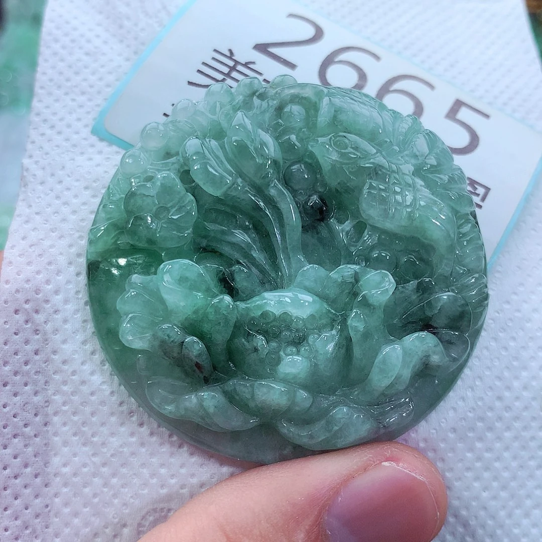 吊坠(不含链)未镶嵌翡翠