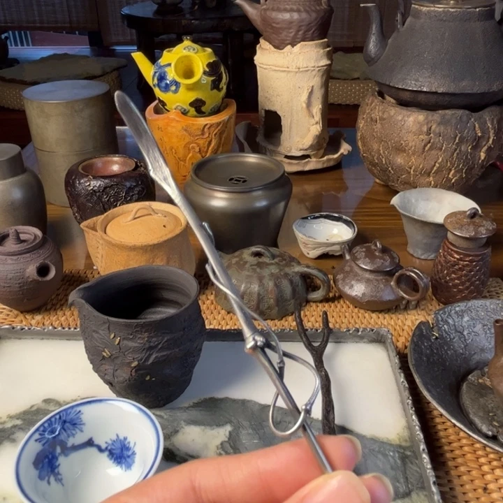 银茶拨的风格哥大的