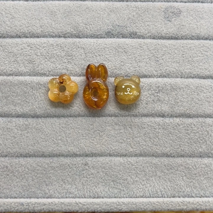 未镶嵌琥珀裸石用****6天然蜜蜡配件
