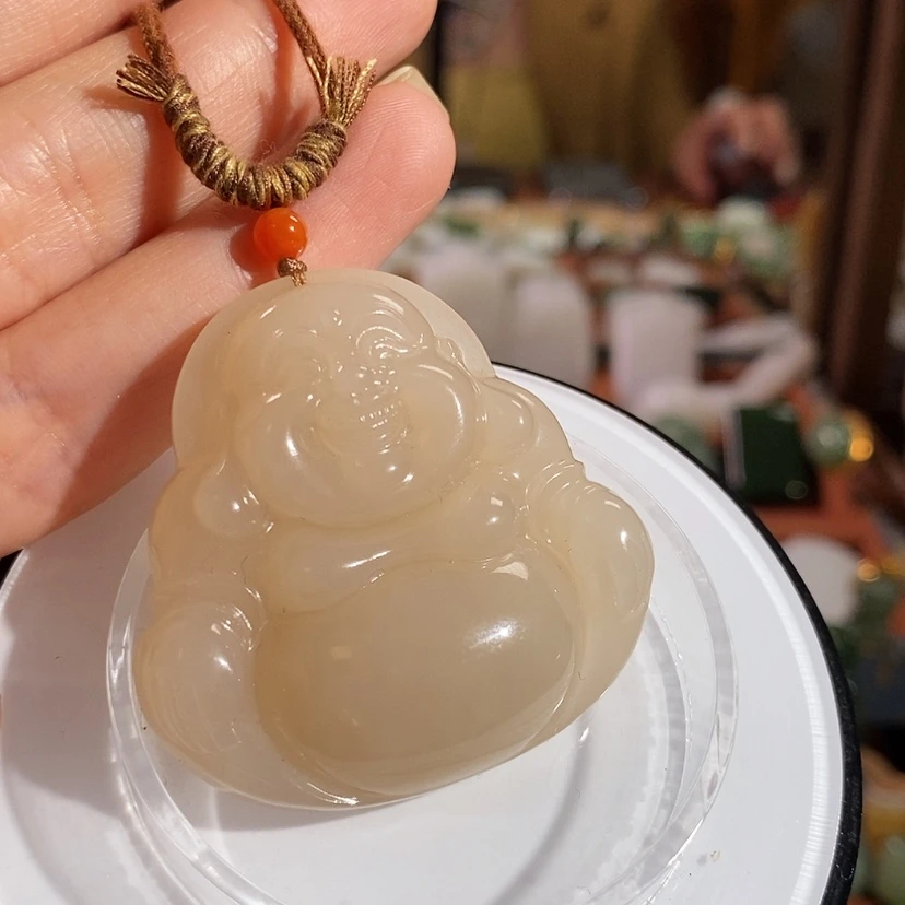 【闪购商品】颈饰未镶嵌和田玉