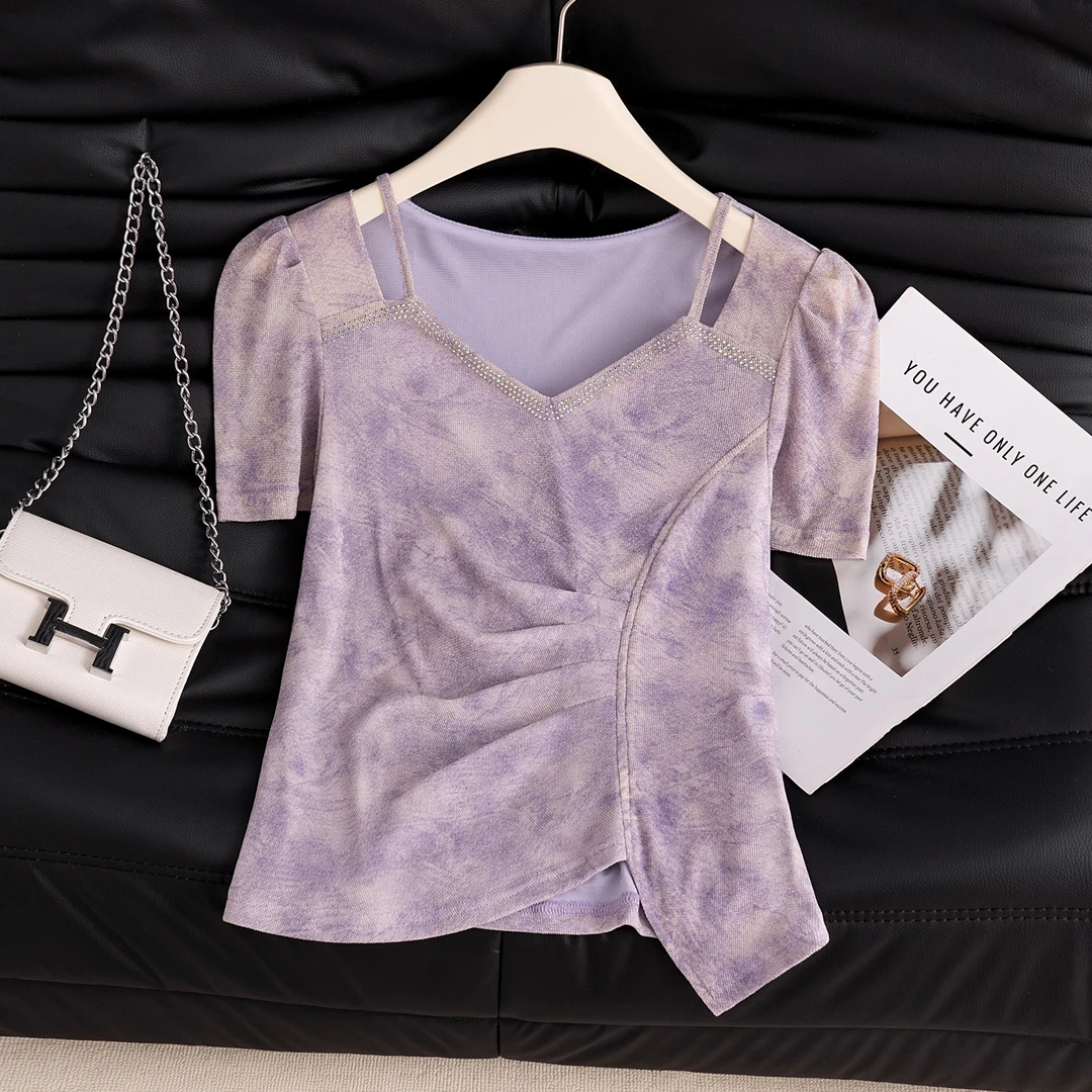 拉夏贝尔时尚烫钻V领短袖T恤女2025年夏季新款气质不规则上衣小衫