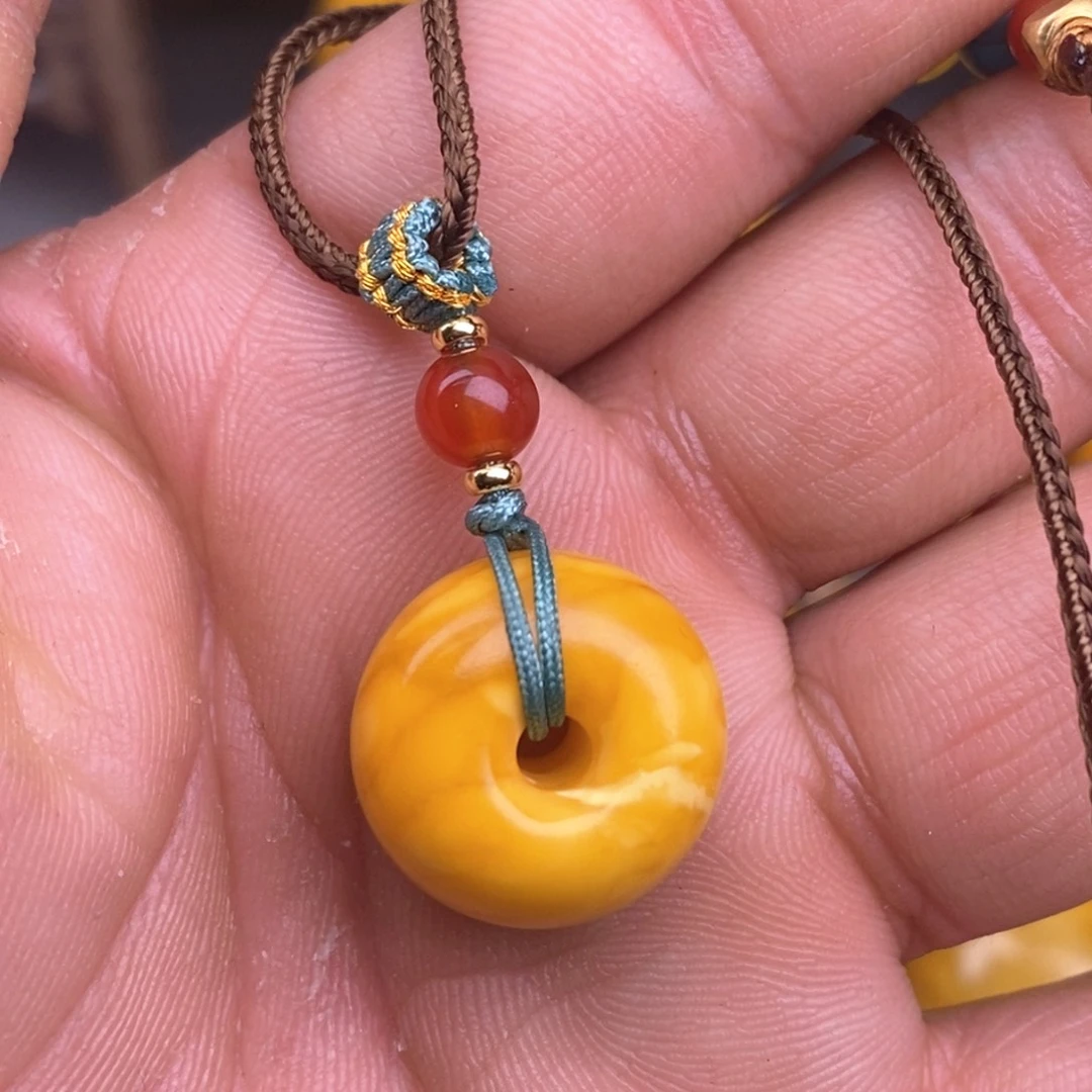 蜜蜡珠宝奇石未镶嵌