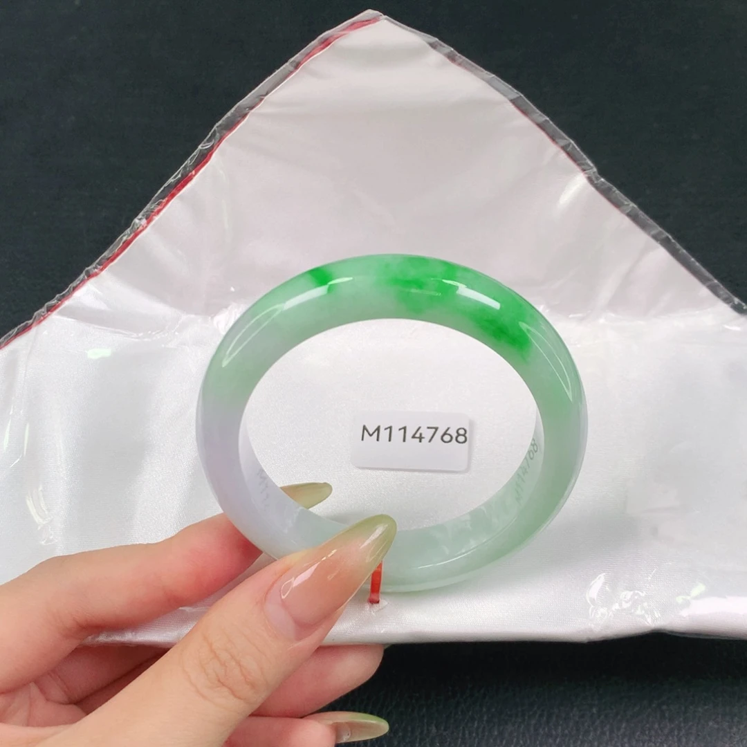 翡翠未镶嵌手镯天然翡翠手镯04