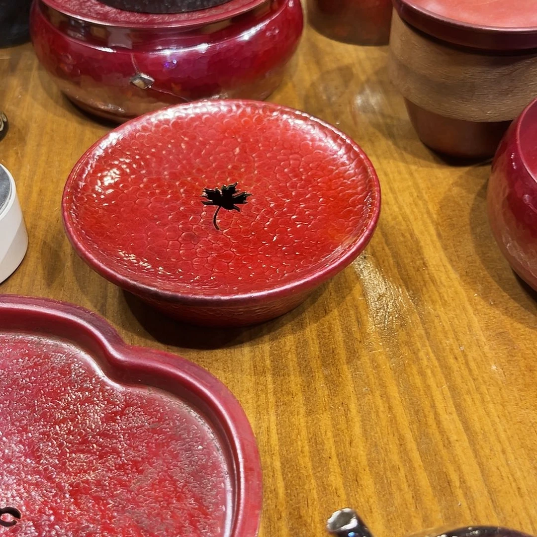 枫叶壶承手工锻打工艺