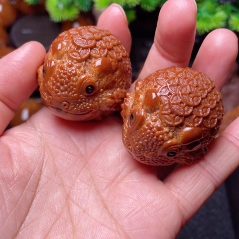 【闪购商品】手串/手链橄榄核37左右金币金蝉手球