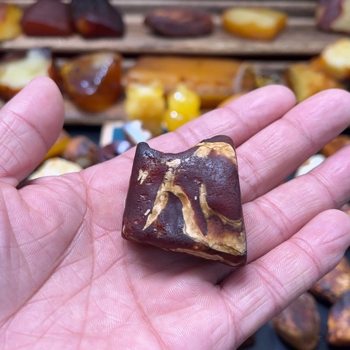 未镶嵌定制蜜蜡乌*啦蜜蜡定制