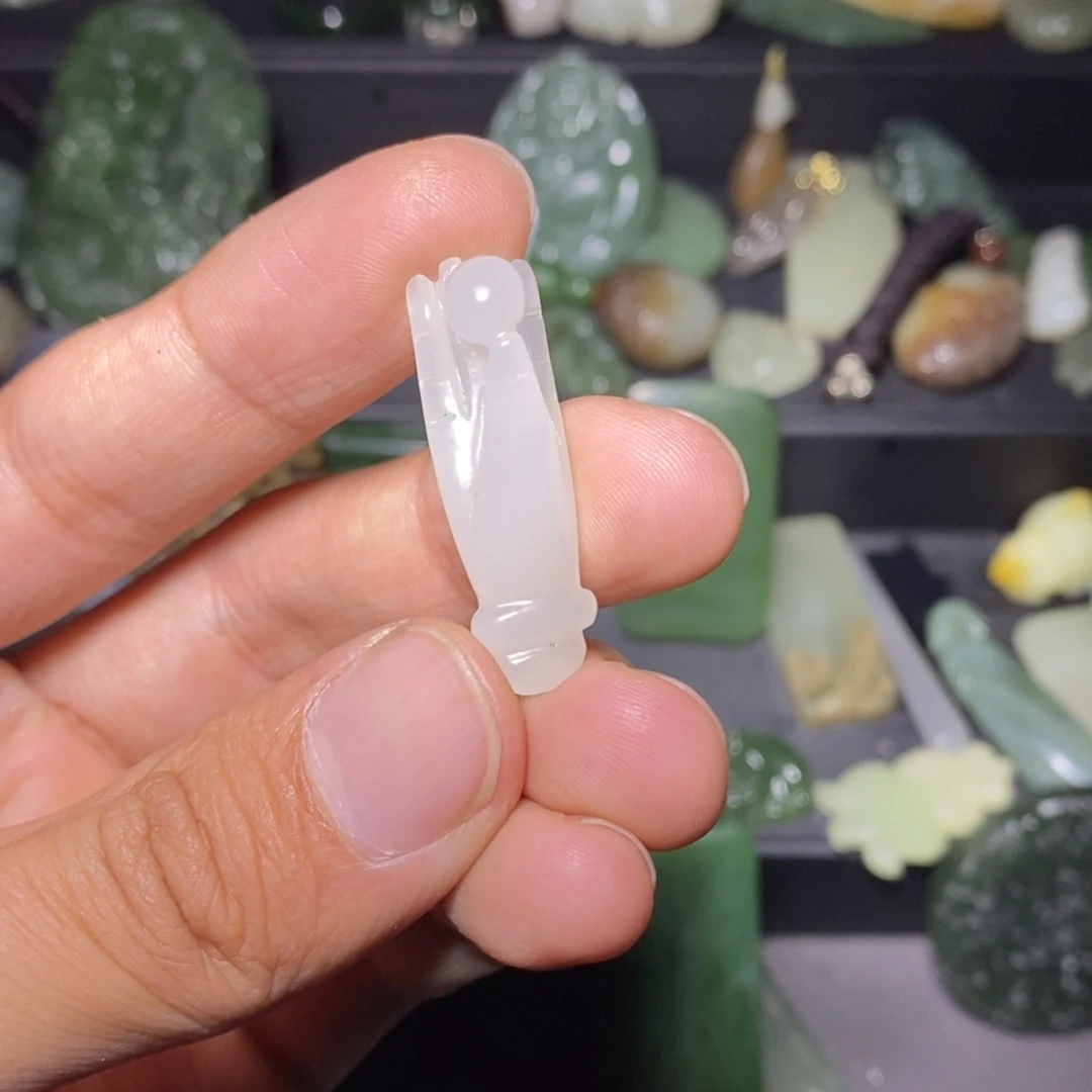 颈饰未镶嵌和田玉