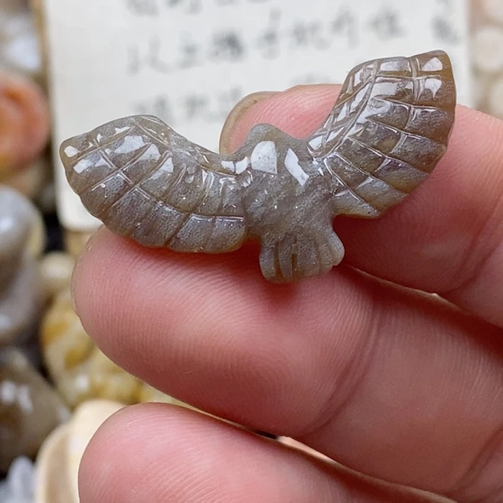 颈饰未镶嵌硅化珊瑚（珊瑚玉）没打孔 小