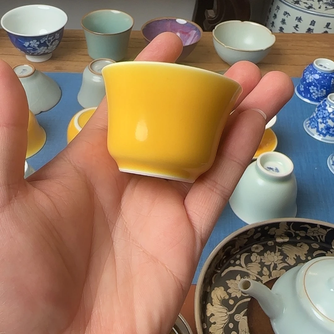 陶晓芳窑黄釉古月杯