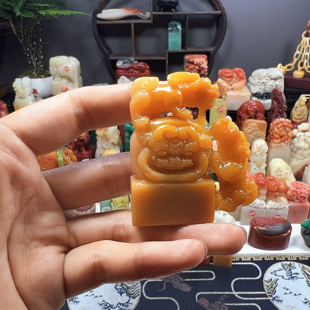 大***糖寿山石印石寿山石雕刻