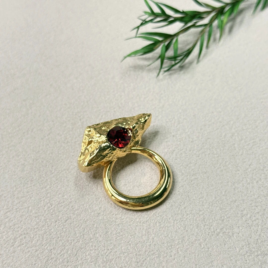 铜合金合成锆石胸针 【六六中古】孤品复古胸针ad5172