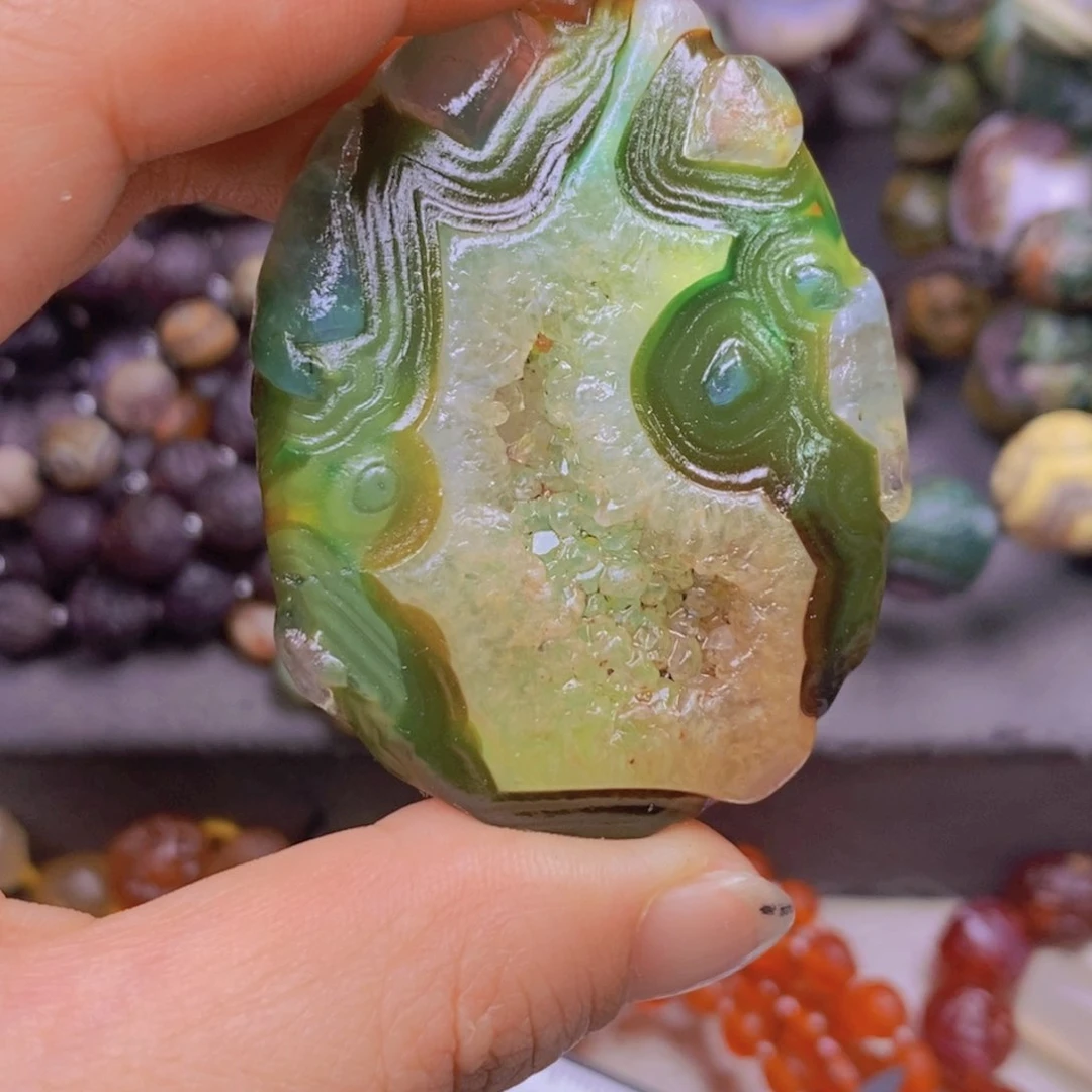 合金颈饰玛瑙/玉髓