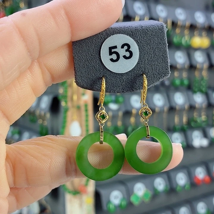 和田玉18K金镶嵌耳饰