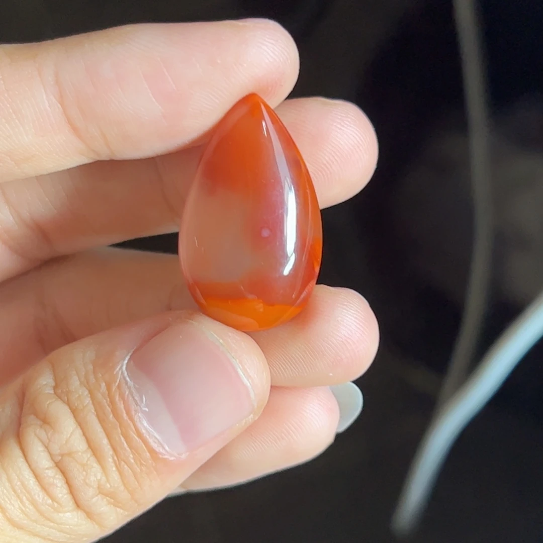 南红玛瑙未镶嵌挂件