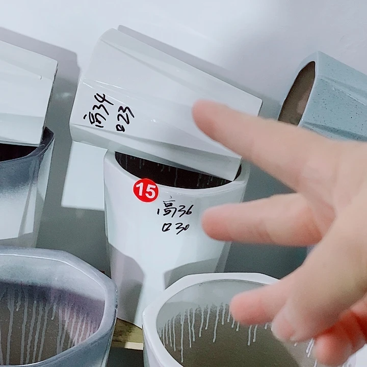 陶瓷陶瓷大花盆菱形八角一套白色