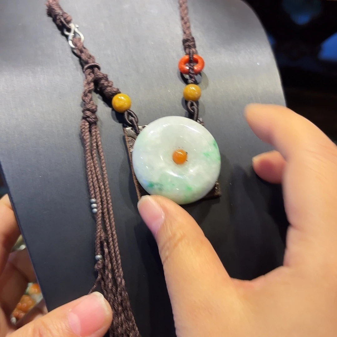 翡翠未镶嵌颈饰原创