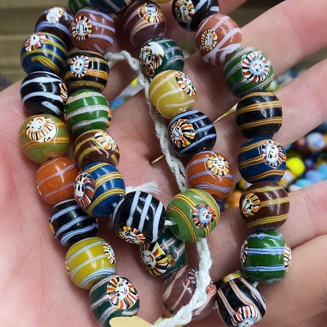 琉璃颈饰西亚人脸圆珠