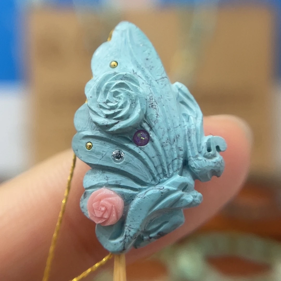 绿松石未镶嵌珠宝奇石