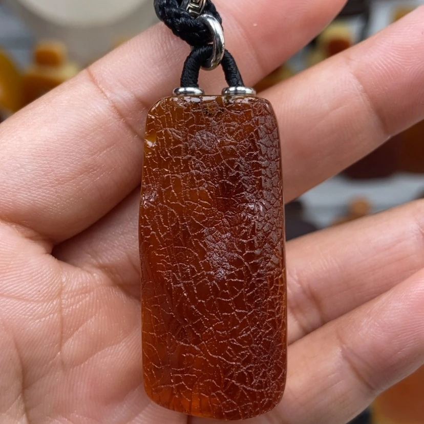 【闪购商品】琥珀颈饰未镶嵌
