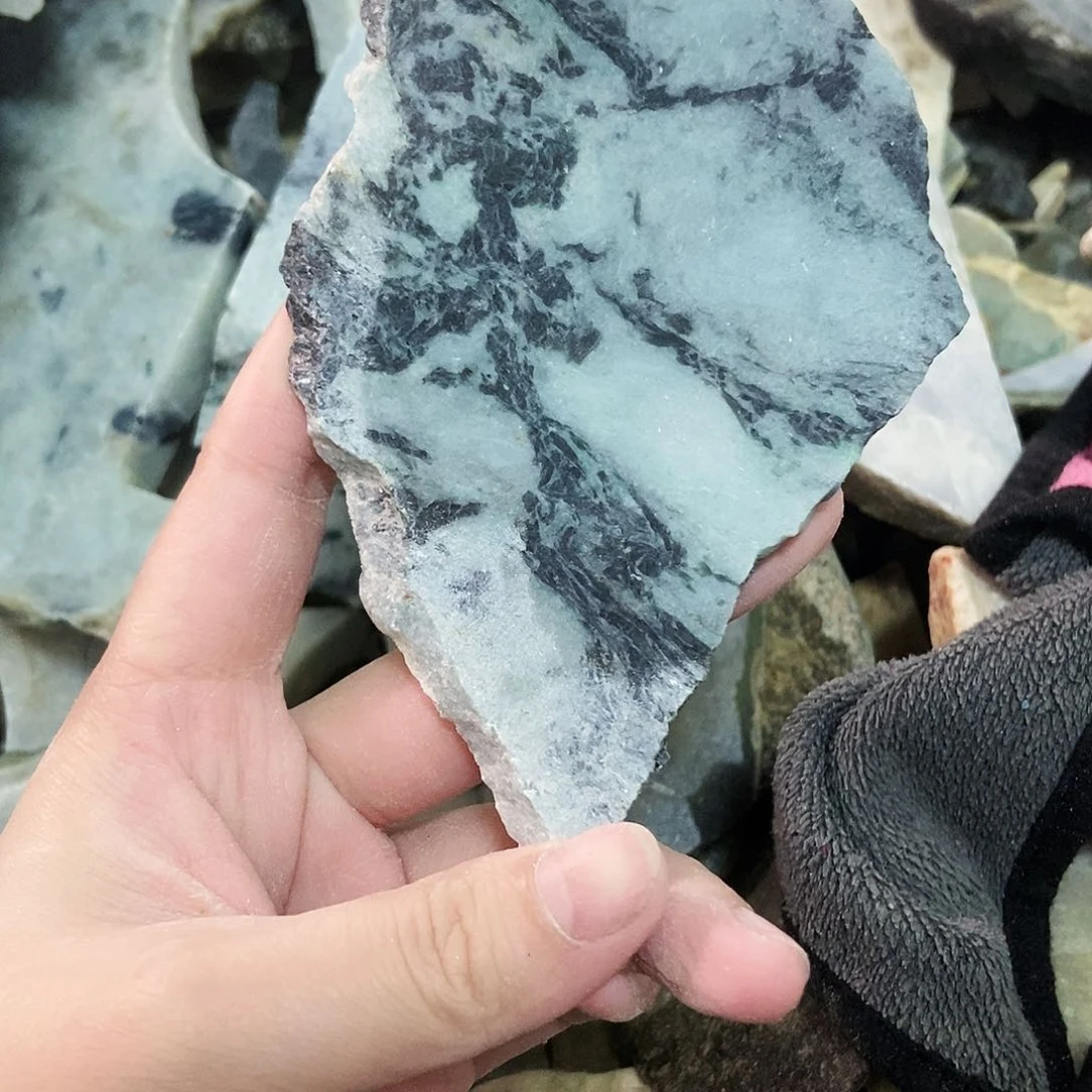 翡翠未镶嵌颈饰天然翡翠