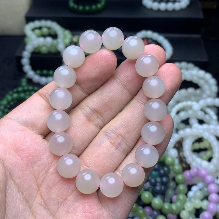 H***Y和田玉未镶嵌手串