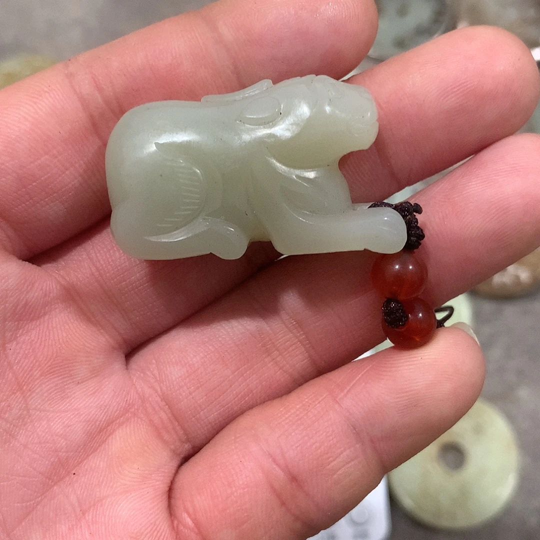 杏***村和田玉未镶嵌颈饰