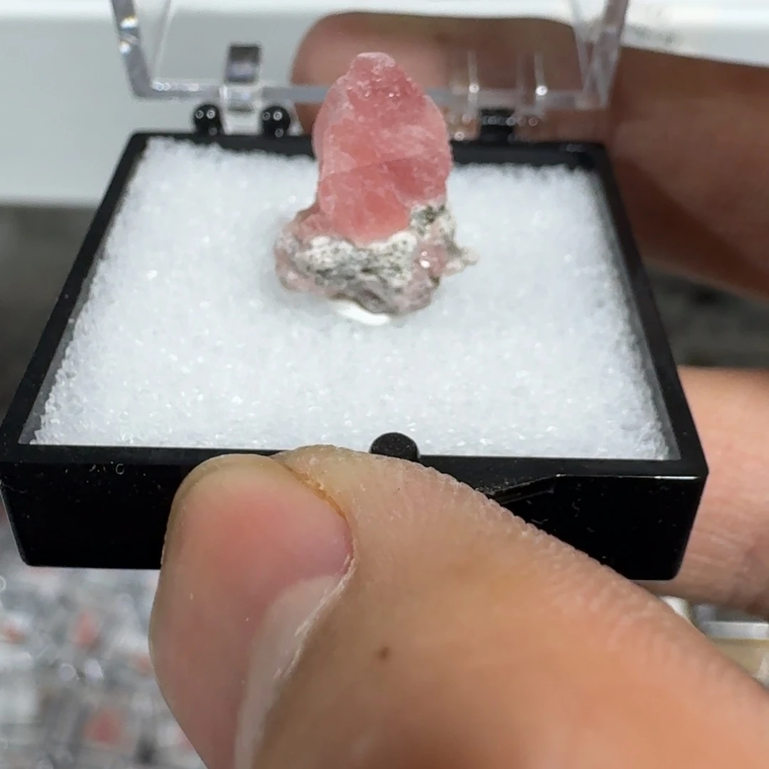 月下珠宝严选矿物