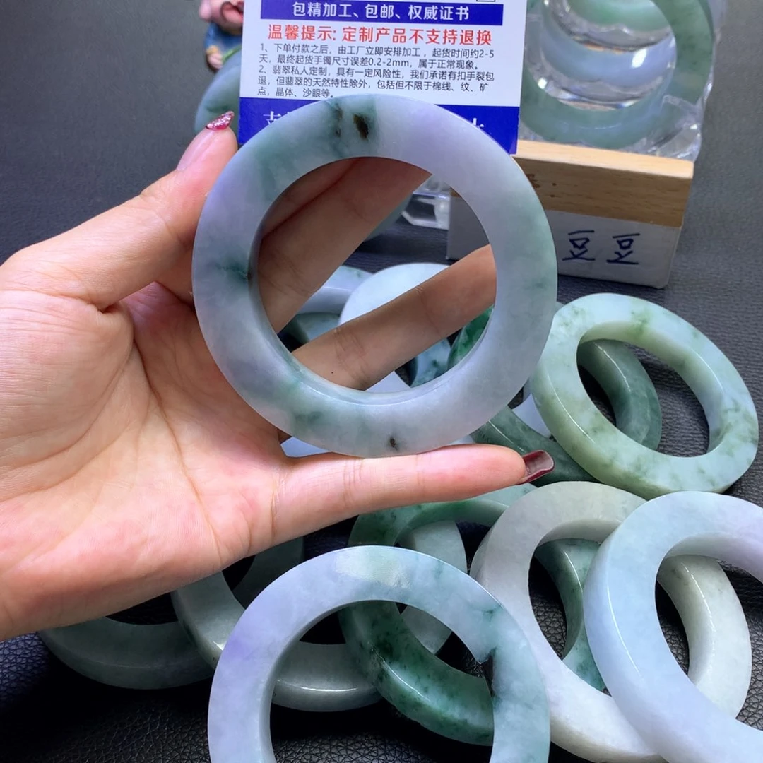 定制翡翠翡翠未镶嵌时****了