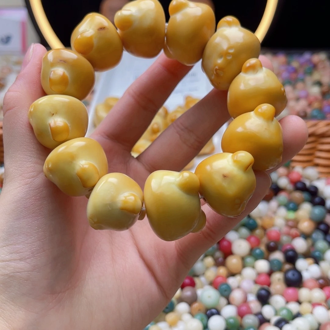 吊坠白玉菩提b21+mm/12颗象牙果熊头瑕
