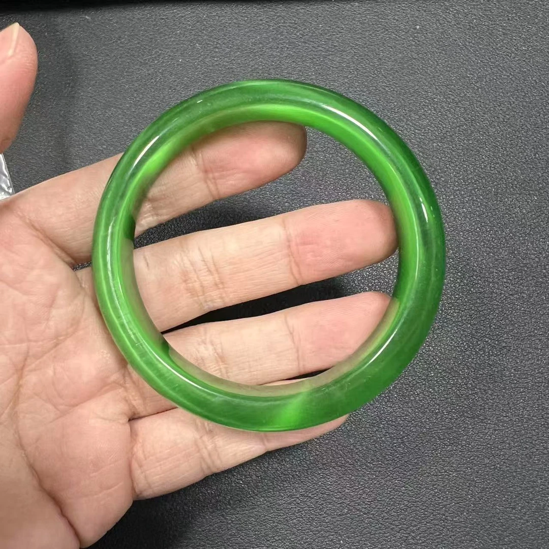 高端奢饰精美碧绿猫眼手镯多样性发一
