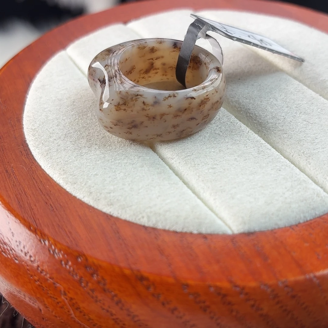 和田玉未镶嵌戒指r85桂花糕猫耳16.2