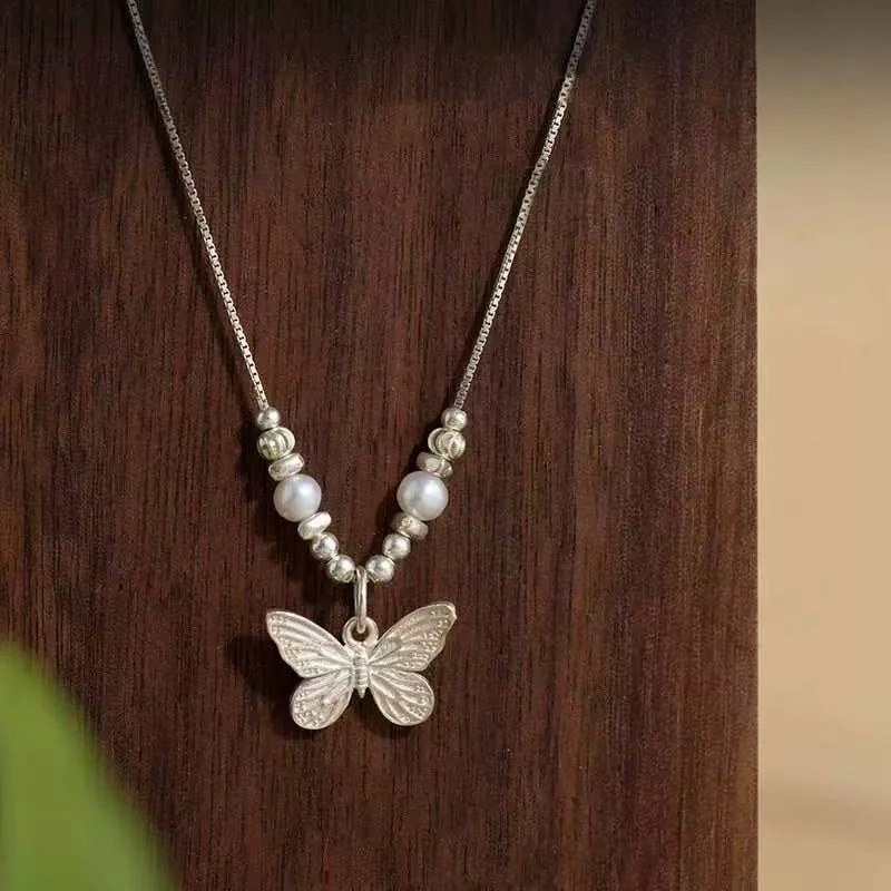 银蝴蝶吊坠碎银项链新款2025小香风锁骨链女高级感时尚百搭饰品