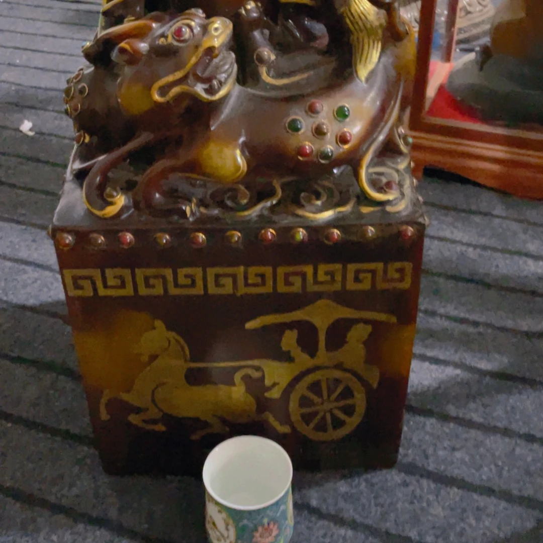 王***侯精美时尚百搭无瑕疵