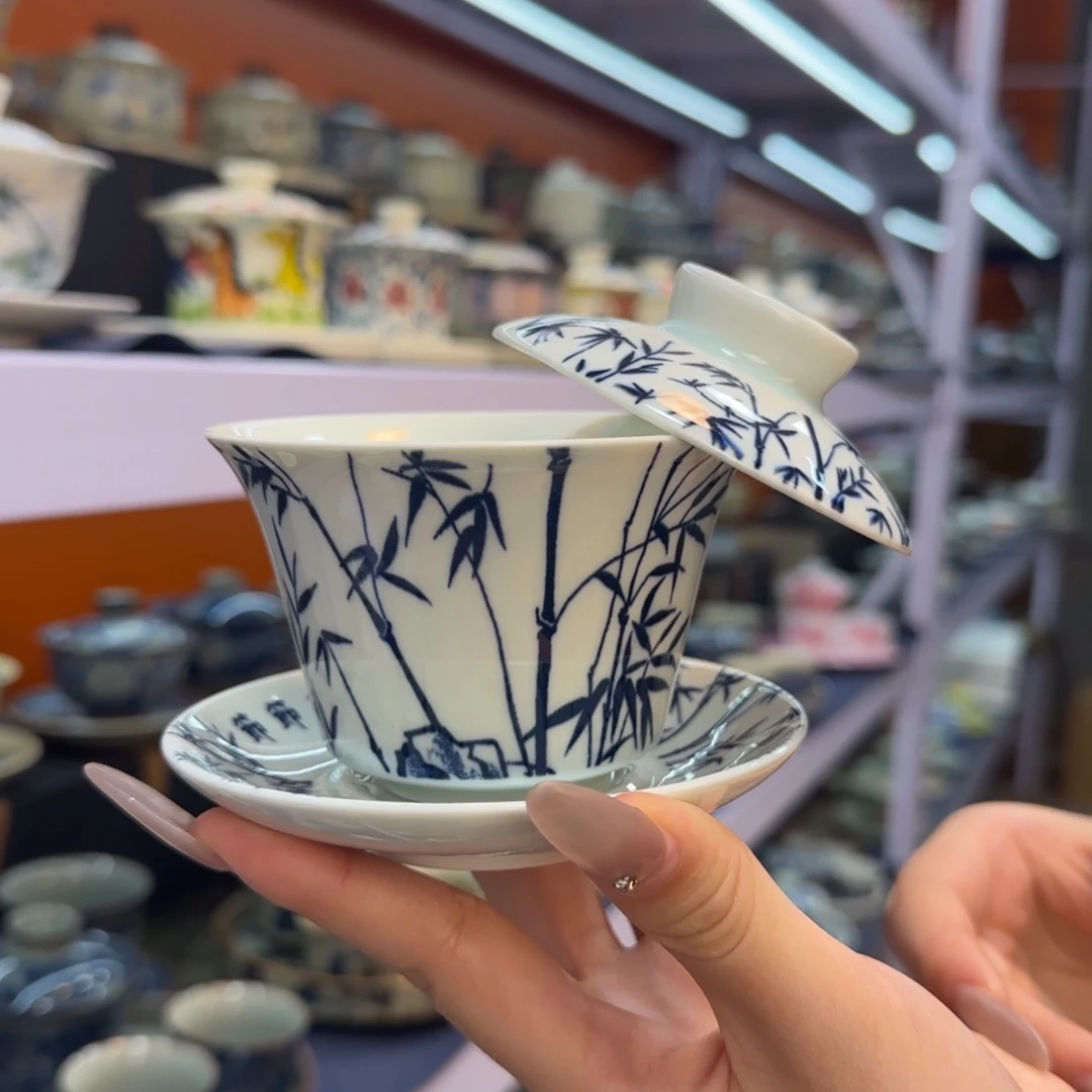 我在外面吃饭呢你在哪了我在