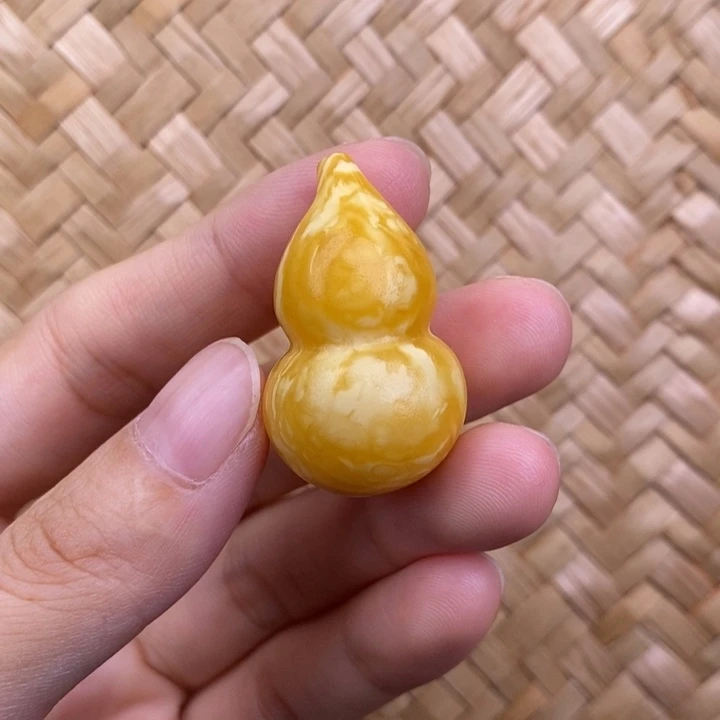 蜜蜡未镶嵌裸石蜜蜡M