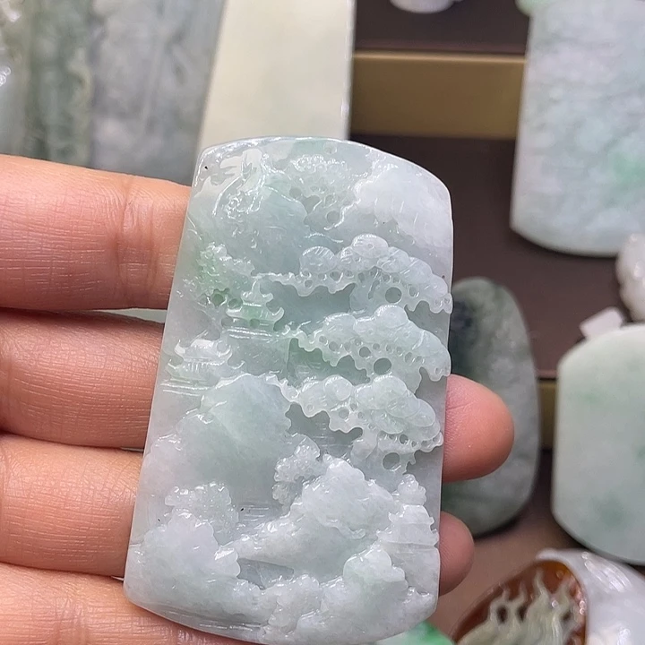 定制翡翠未镶嵌翡翠吊坠