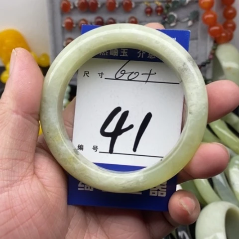 未镶嵌蛇纹石玉手镯