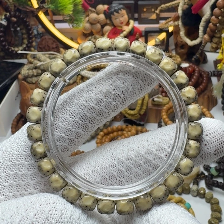 星月菩提手串4号车尺寸8.7石玉无相单圈