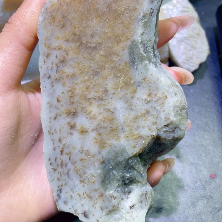 和田玉未镶嵌珠宝半成品