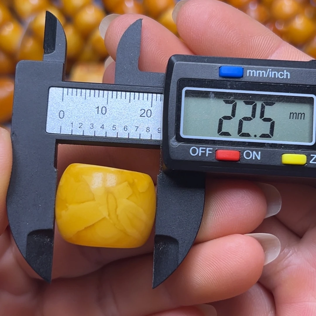 琥珀未镶嵌吊坠(不含链)