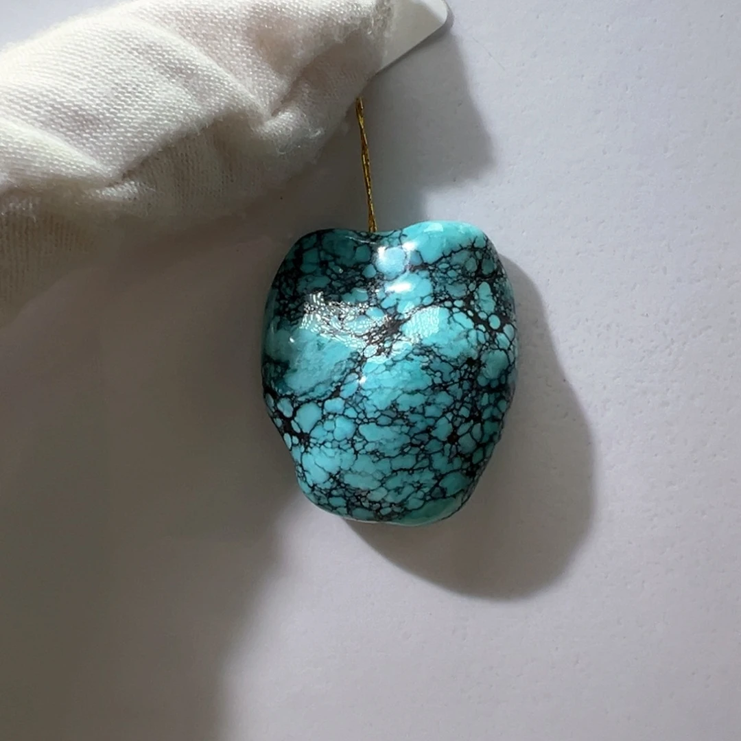 绿松石未镶嵌挂件