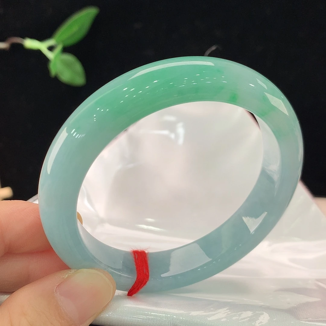 翡翠未镶嵌手镯0380