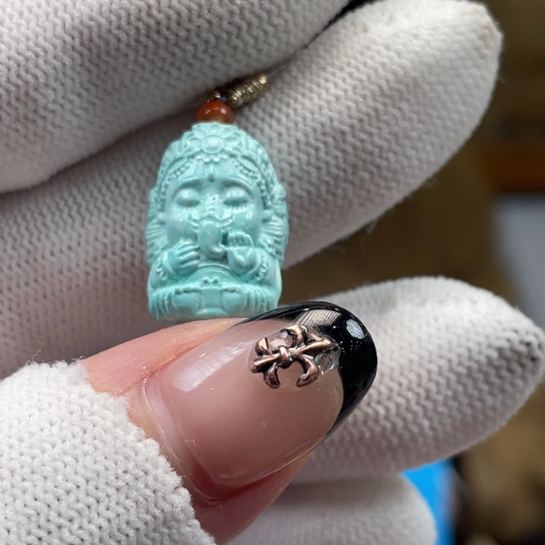 绿松石未镶嵌挂件