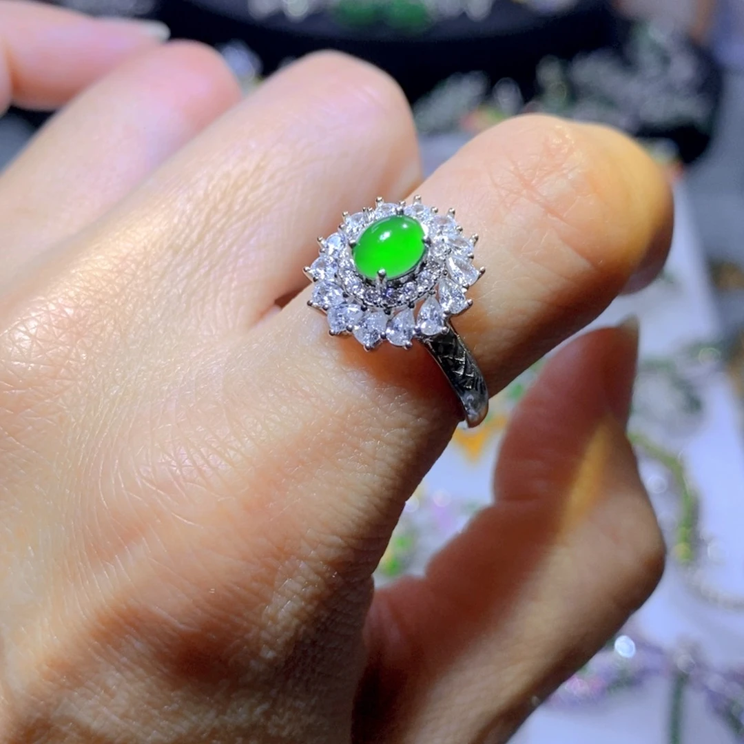 翡翠颈饰银S925镶嵌天然翡翠