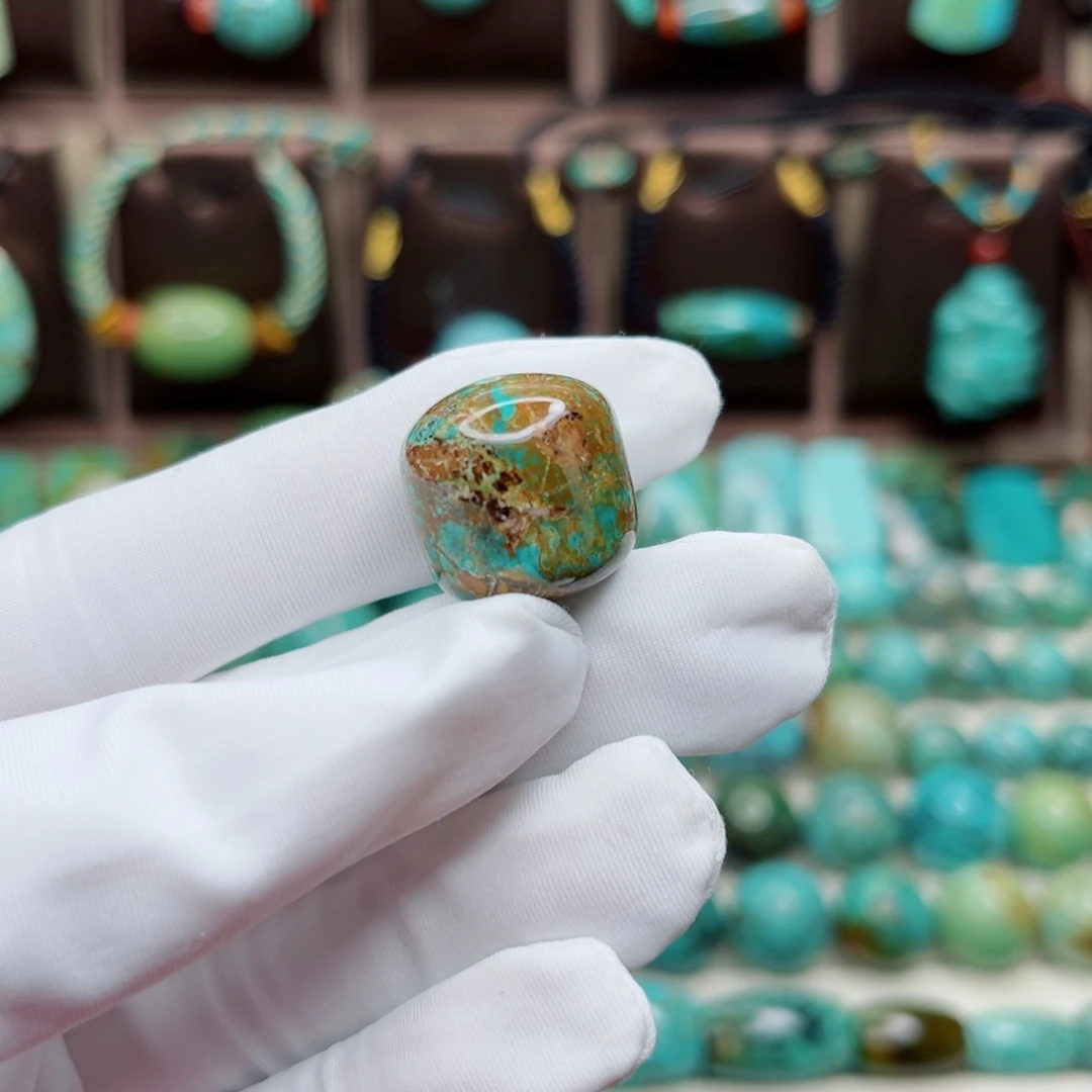 绿松石未镶嵌纯天然原矿绿松石