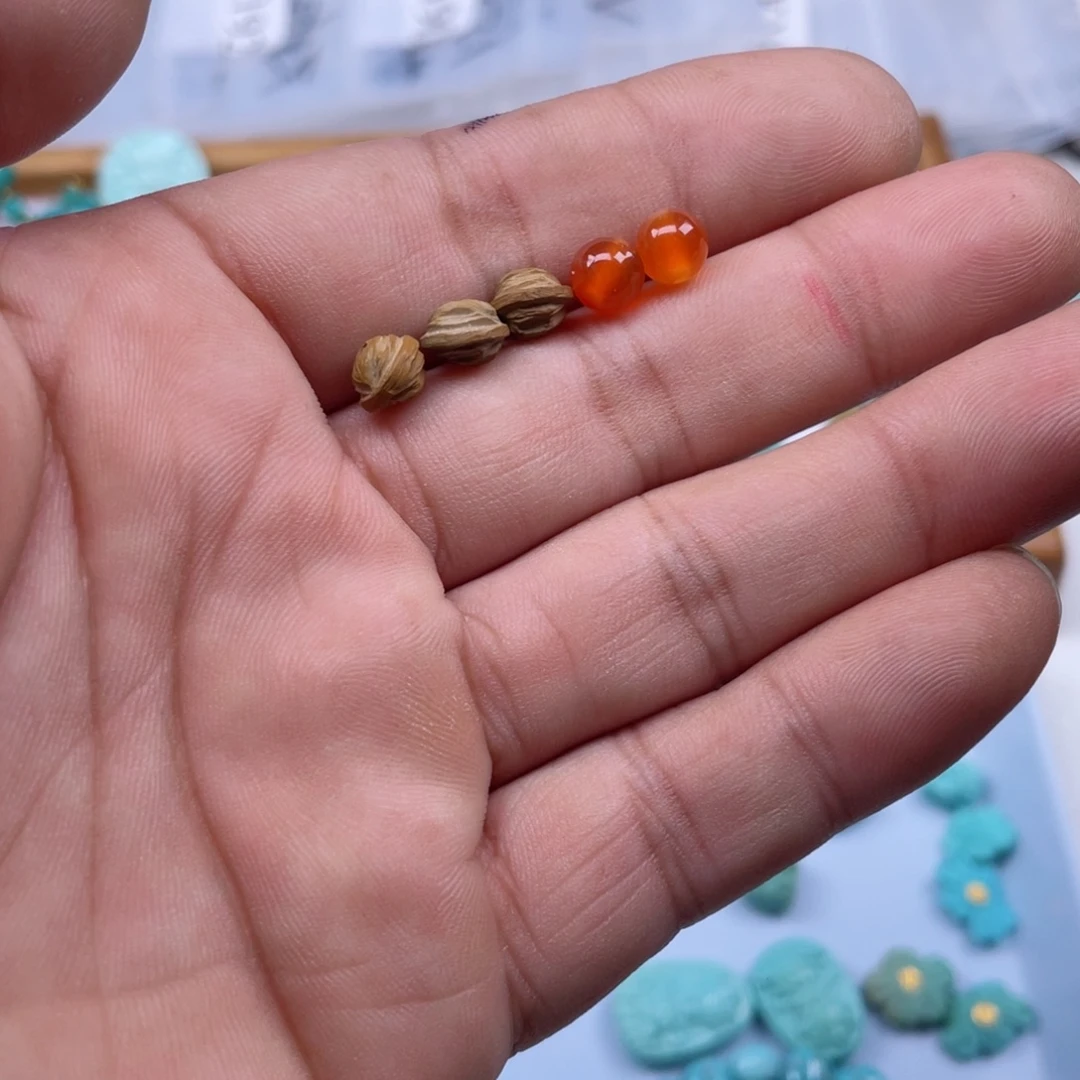 颈饰未镶嵌南红玛瑙194